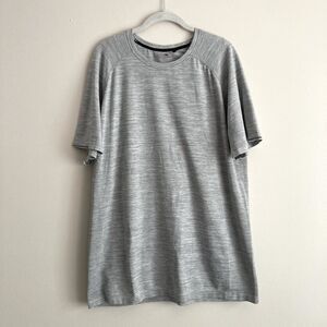 VRST Icon Shirt Mens 2XL Short Sleeve Gray Athletic Activewear Breathable